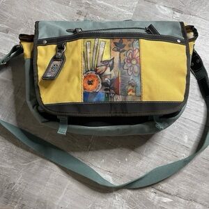 Sherpani messenger bag